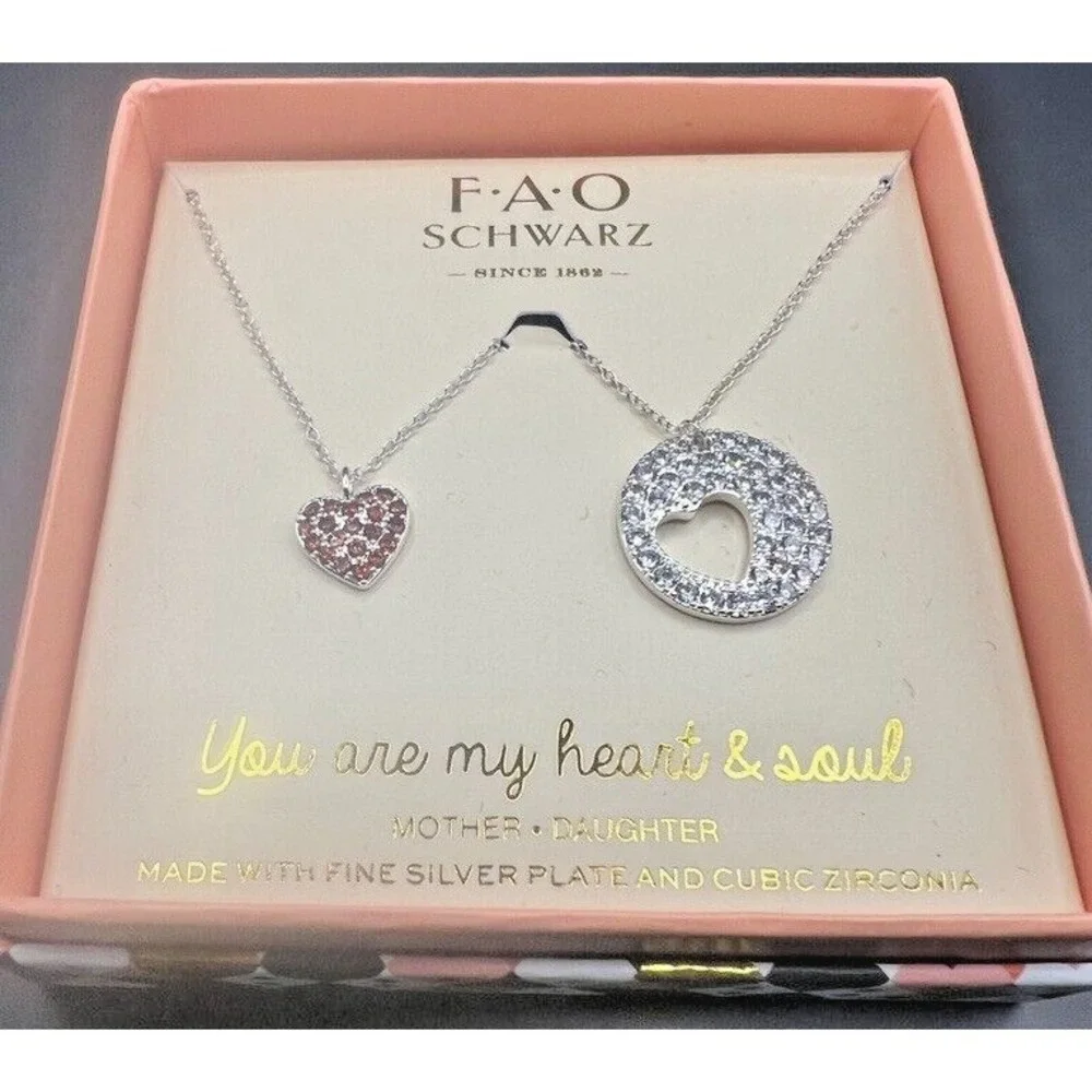 FAO‎ Schwarz Mother Daughter Heart & Soul Necklace Set Fine Silver Plate CZ New